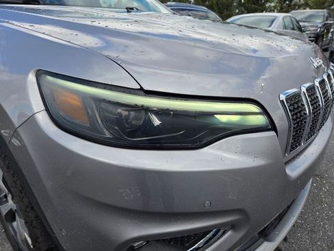 Used 2019 Jeep Cherokee Limited w/ Technology Group image 19