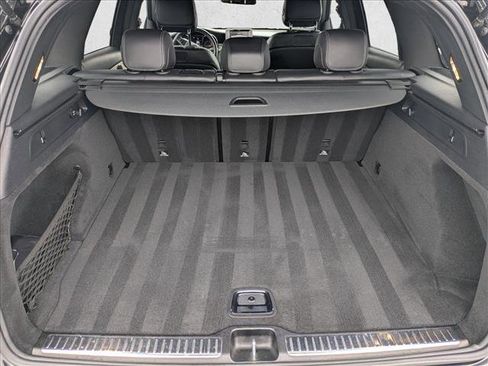 Used 2019 Mercedes-Benz GLC 300 image 6