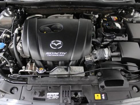 Used 2017 MAZDA MAZDA3 Grand Touring FWD image 27