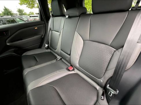 New 2026 Subaru Forester Wilderness AWD/4WD image 13