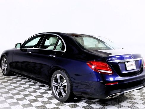 Used 2020 Mercedes-Benz E 350 4MATIC Sedan image 4