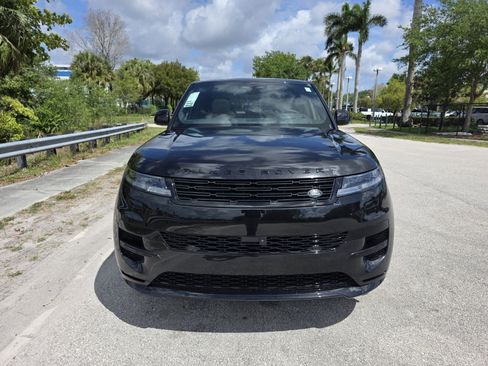 New 2026 Land Rover Range Rover Sport Dynamic SE image 8