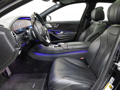 Used 2018 Mercedes-Benz S 560 4MATIC Sedan w/ AMG Line Exterior image 7
