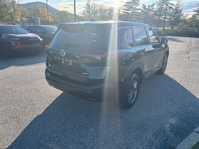 Used 2021 Nissan Rogue S AWD/4WD image 25