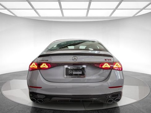 New 2026 Mercedes-Benz E 53 AMG e 4MATIC Sedan image 3