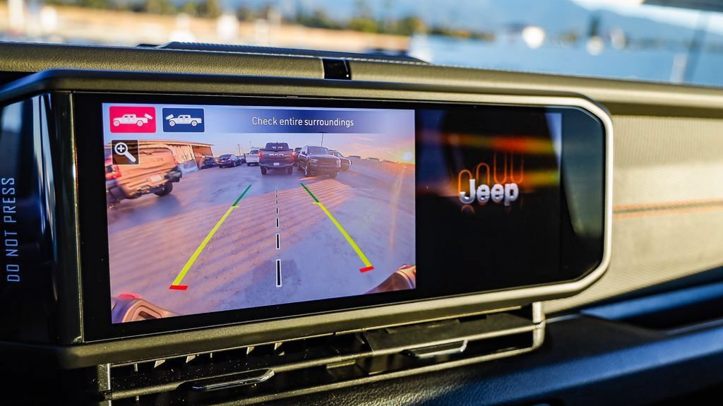 New 2026 Jeep Gladiator Rubicon AWD/4WD image 25