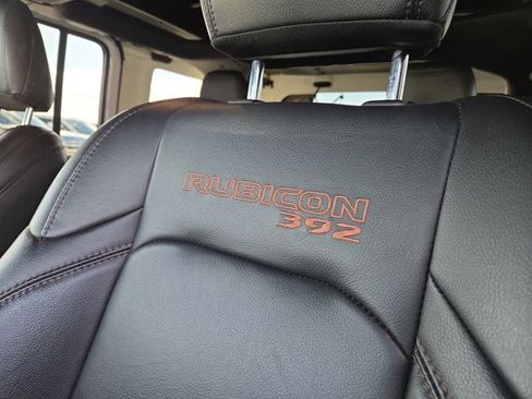 Used 2022 Jeep Wrangler Unlimited Rubicon image 12