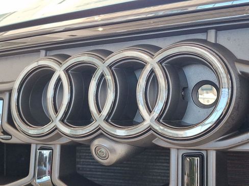 New 2026 Audi Q8 Prestige image 22