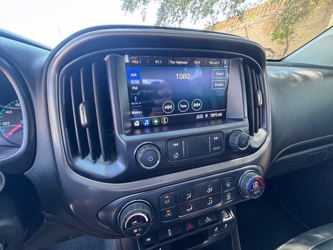 Used 2021 GMC Canyon AT4 w/ Trailering Package AWD/4WD image 23