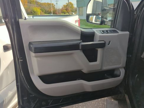 Used 2020 Ford F350 XL w/ STX Appearance Package image 10