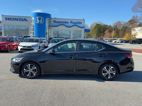 Used 2020 Nissan Sentra SV image 3