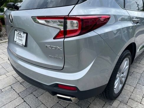 Used 2024 Acura RDX SH-AWD image 12