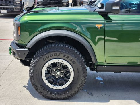 Used 2024 Ford Bronco Badlands AWD/4WD image 10