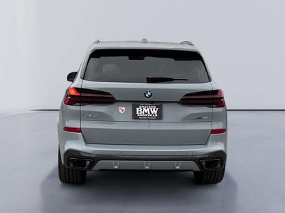 New 2026 BMW X5 xDrive40i w/ M Sport Package