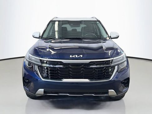 Used 2024 Kia Seltos S AWD/4WD image 2