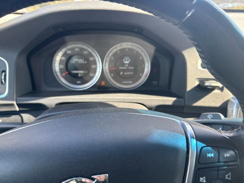 Used 2013 Volvo S60 T5 image 5