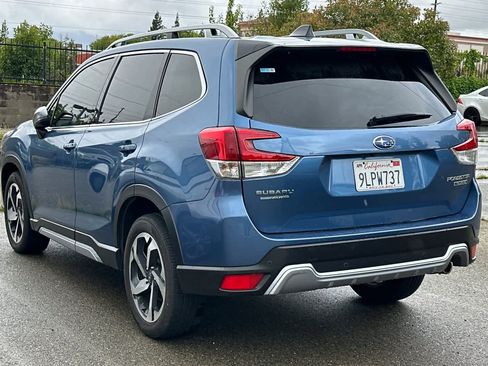 Used 2024 Subaru Forester Touring image 4