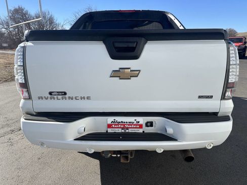Used 2008 Chevrolet Avalanche LT w/ LT Preferred Equipment Group image 4