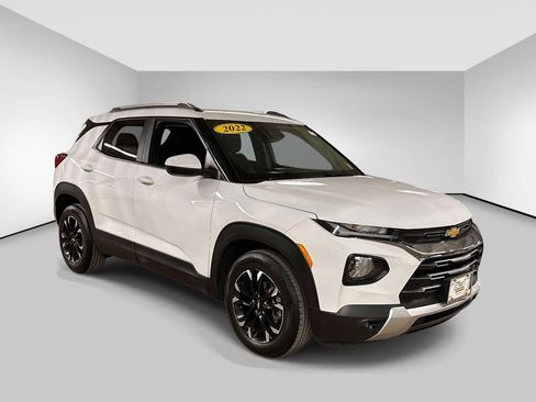 Used 2022 Chevrolet TrailBlazer LT w/ Convenience Package FWD image 7