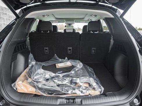 New 2026 Ford Escape SE w/ PHEV Premium Package FWD image 15