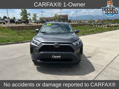 Used 2025 Toyota RAV4 XLE AWD/4WD image 2