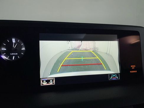 Used 2021 Lexus ES 250 w/ Premium Package image 16