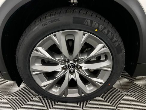 Used 2024 MAZDA CX-90 3.3 Turbo w/ Premium Package image 9