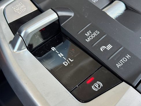 Used 2025 BMW X1 xDrive28i w/ Convenience Package image 16