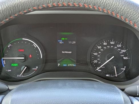 Used 2024 Toyota Sienna XSE image 17