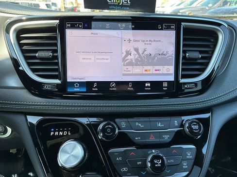 New 2026 Chrysler Pacifica Select w/ S Appearance Package FWD image 27
