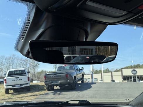 Used 2025 RAM 2500 Big Horn image 25