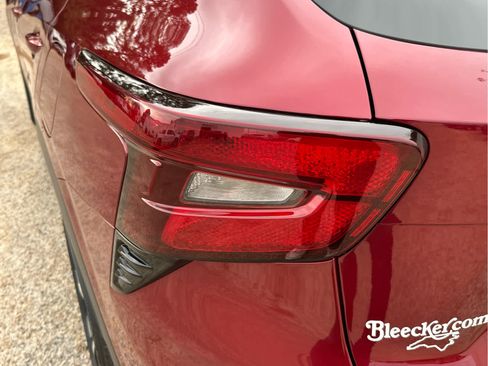 Certified 2025 Chevrolet Trax RS w/ Driver Confidence Package image 14