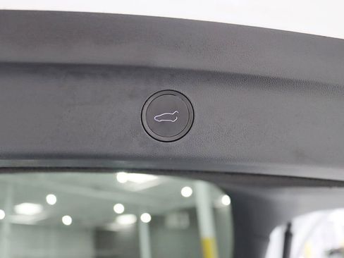 Used 2023 Tesla Model Y Long Range image 36