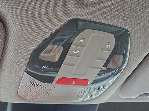 Used 2024 Kia EV9 Light Long Range image 30