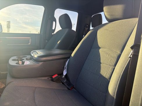 Used 2021 RAM 1500 Classic Warlock image 8