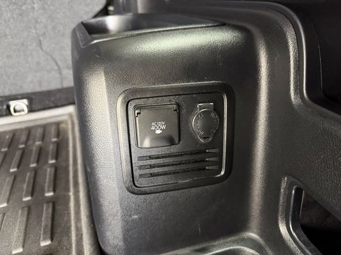 Used 2018 Toyota 4Runner TRD Off-Road Premium image 48