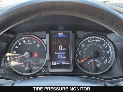 Used 2021 Toyota Tacoma SR w/ SR Convenience Package image 25