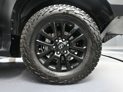 Used 2023 Lexus GX 460 w/ Black Line Special Edition AWD/4WD image 16