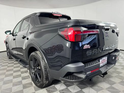 Used 2023 Hyundai Santa Cruz Night AWD/4WD image 28