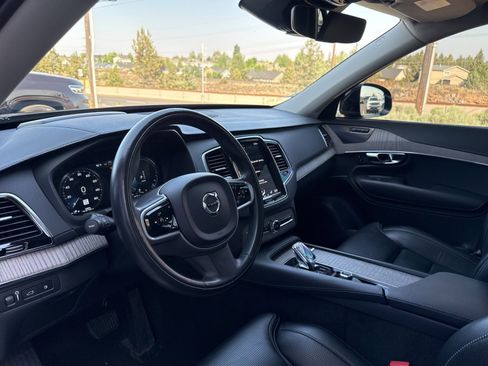 Used 2022 Volvo XC90 T8 Inscription image 22