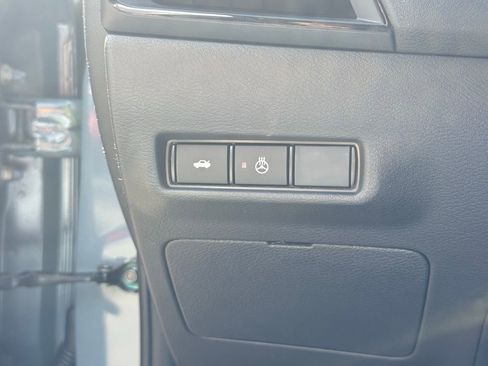 New 2026 Nissan Sentra SV w/ SV Convenience Package FWD image 13