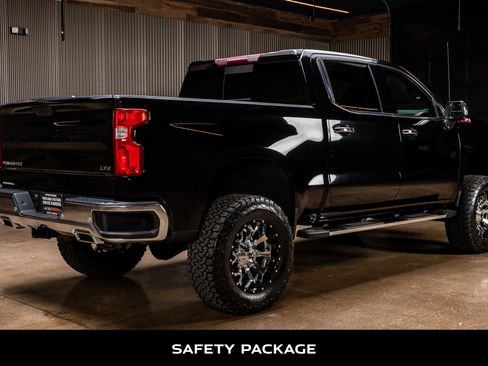 Used 2019 Chevrolet Silverado 1500 LTZ w/ LTZ Plus Package image 9