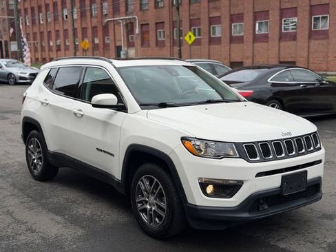 Used 2020 Jeep Compass Latitude AWD/4WD image 3