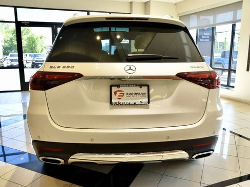 Used 2024 Mercedes-Benz GLE 350 4MATIC image 5