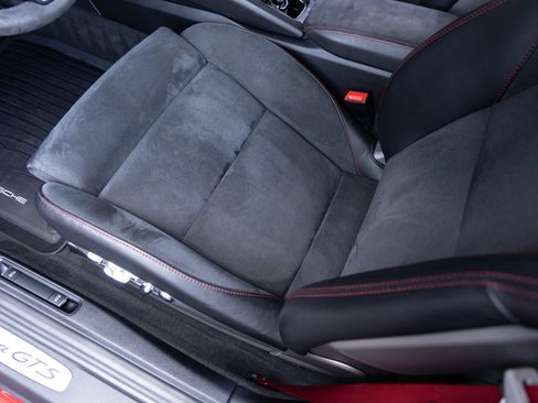 Certified 2019 Porsche 911 Carrera GTS RWD image 23