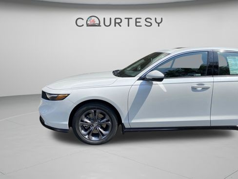 Used 2023 Honda Accord EX-L image 23