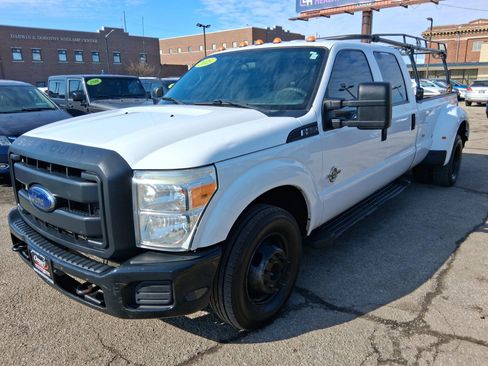 Used 2015 Ford F350 XL image 4