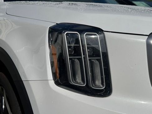 Certified 2024 Kia Telluride S w/ S Sunroof Package image 8