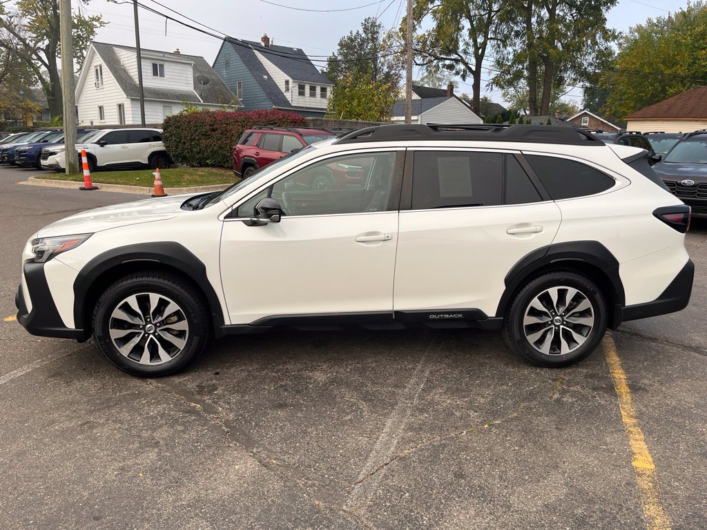 Certified 2023 Subaru Outback Limited AWD/4WD image 7