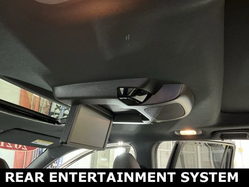 Used 2021 Honda Pilot Black Edition image 6